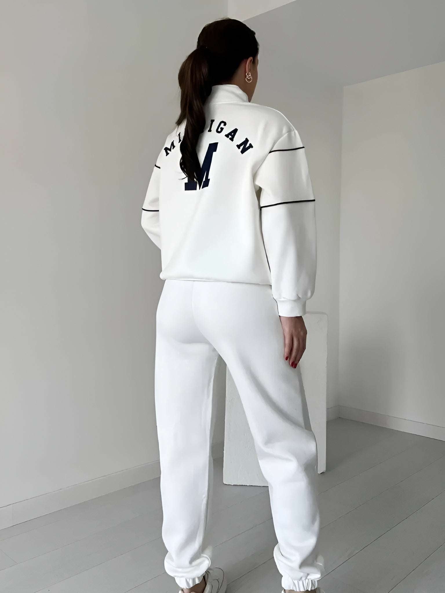 MICHIGAN TRACKSUIT - BELLAFISTA