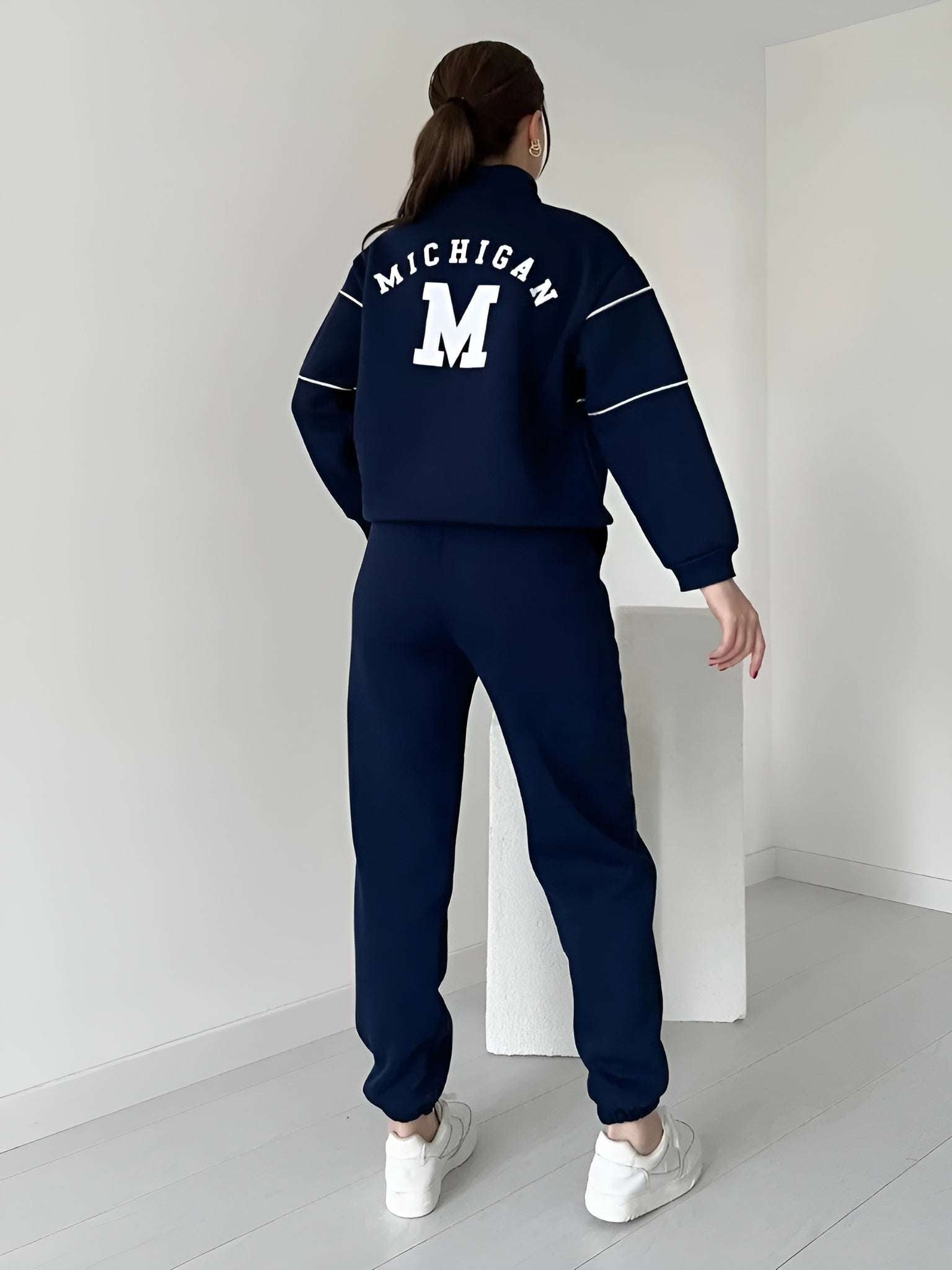 MICHIGAN TRACKSUIT - BELLAFISTA