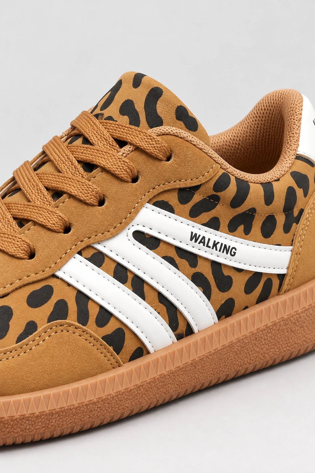 Mila Walking Sneakers in Leopard – side detail