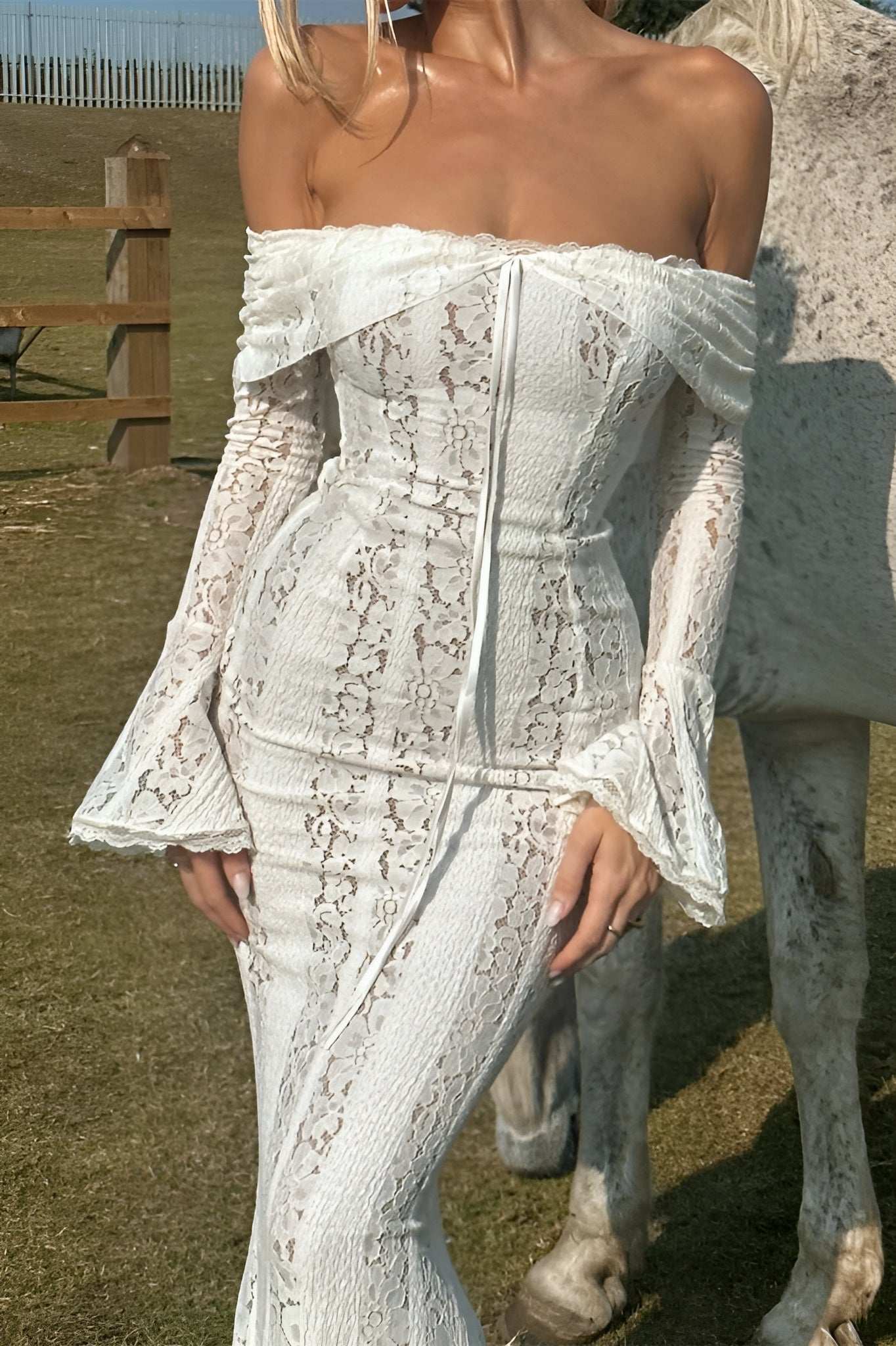 Off Shoulder Maxi Dress - BELLAFISTA